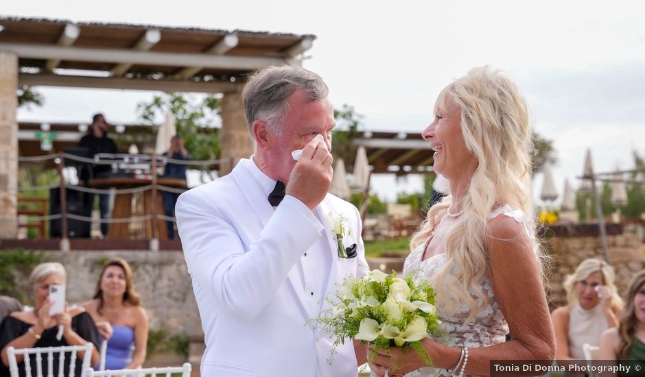 Il matrimonio di Brenda e Dennis a Savelletri, Brindisi