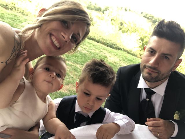 Il matrimonio di Michael e Silvia  a Fabriano, Ancona 33