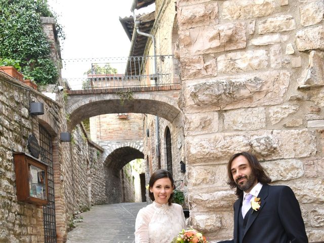 Il matrimonio di Mauro e Valeria a Gubbio, Perugia 53
