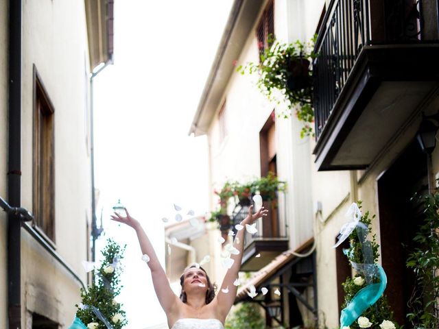 Il matrimonio di Mafalda e Giosy a Ospedaletto d&apos;Alpinolo, Avellino 19