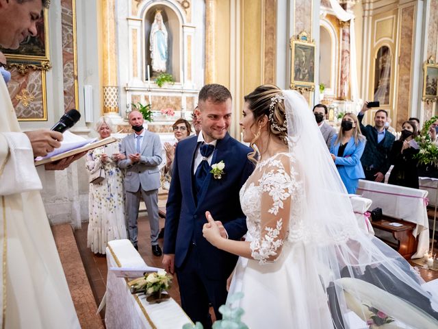 Il matrimonio di Sasha e Giuseppina a Castelcovati, Brescia 23