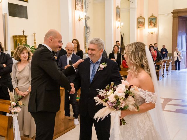 Il matrimonio di Massimiliano e Simona a Castel Bolognese, Ravenna 30