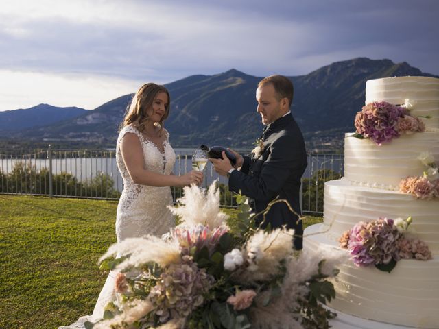 Il matrimonio di Riccardo e Lisa a Inverigo, Como 131