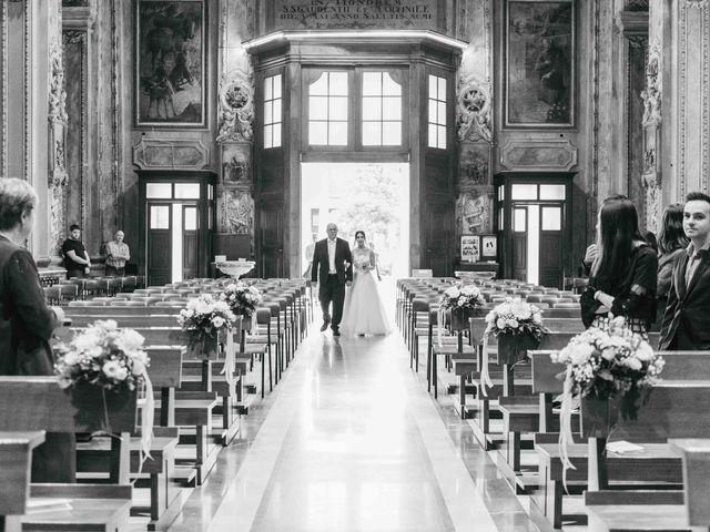 Il matrimonio di Thomas e Martina a Carnago, Varese 21