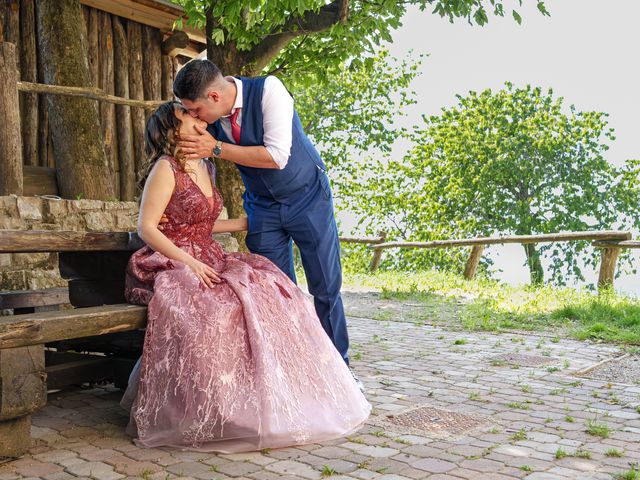 Il matrimonio di Alex e Serena a Torre de' Busi, Bergamo 2