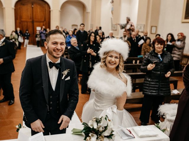 Il matrimonio di Denny e Arianna a Tortoreto, Teramo 37