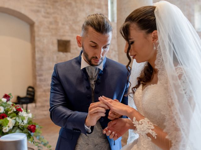 Il matrimonio di Moreno e Antonella a Torgiano, Perugia 29