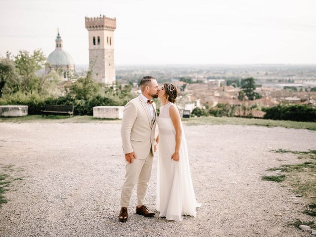 Il matrimonio di Thomas e Rossella a Lonato del Garda, Brescia 33
