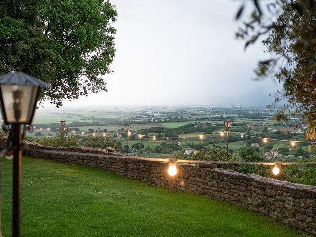 Il matrimonio di Luigi e Giulia a Torgiano, Perugia 66