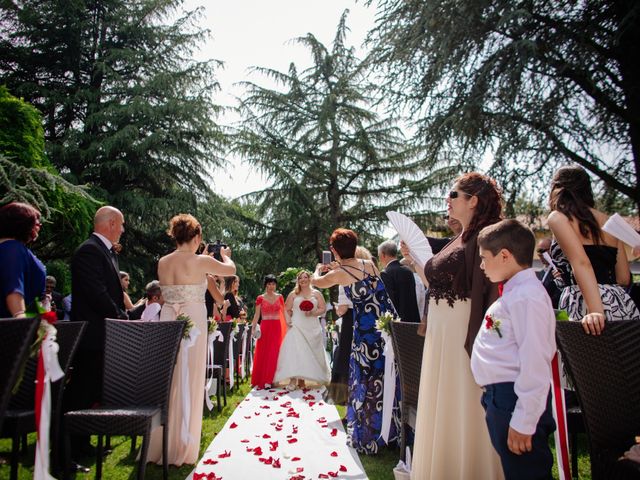 Il matrimonio di Eleonora e Arianna a Cantalupa, Torino 19