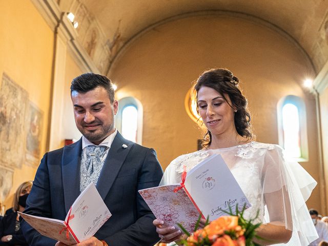 Il matrimonio di Dario e Nicole a Germasino, Como 28