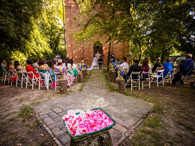Il matrimonio di Andrea e Tatiana a Ferrara, Ferrara 33