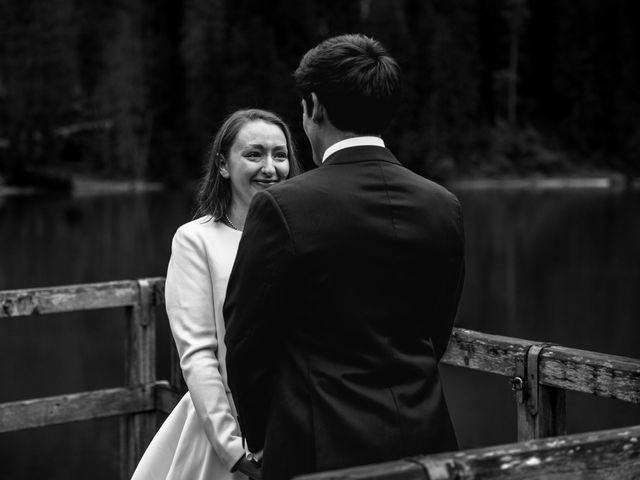 Il matrimonio di Tom e Elle a Braies-Prags, Bolzano 24