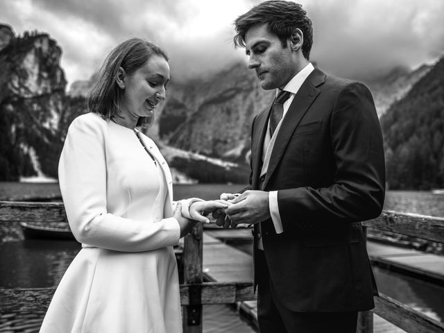 Il matrimonio di Tom e Elle a Braies-Prags, Bolzano 31