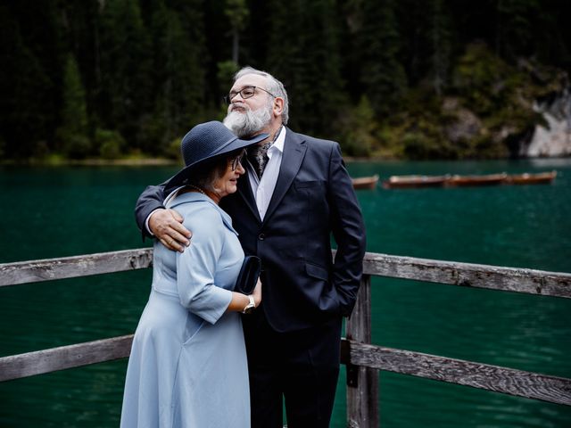 Il matrimonio di Tom e Elle a Braies-Prags, Bolzano 44