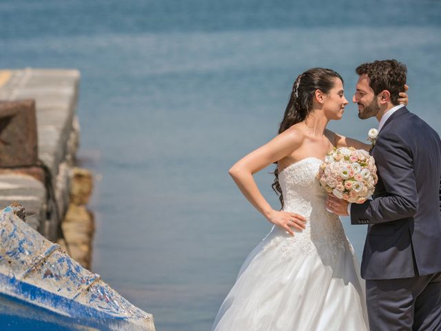 Il matrimonio di Giovanni e Anna a Bacoli, Napoli 11