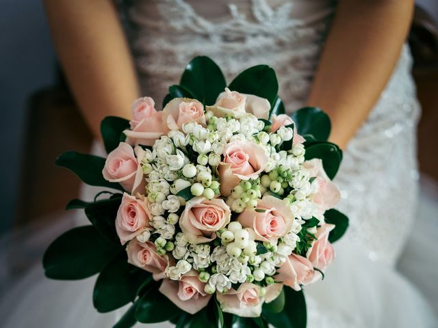 Il matrimonio di Dario e Laura a Grassano, Matera 15