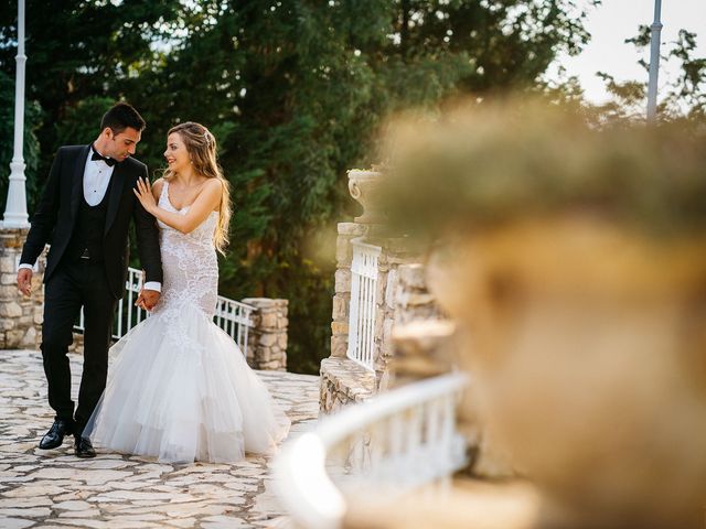 Il matrimonio di Dario e Laura a Grassano, Matera 42