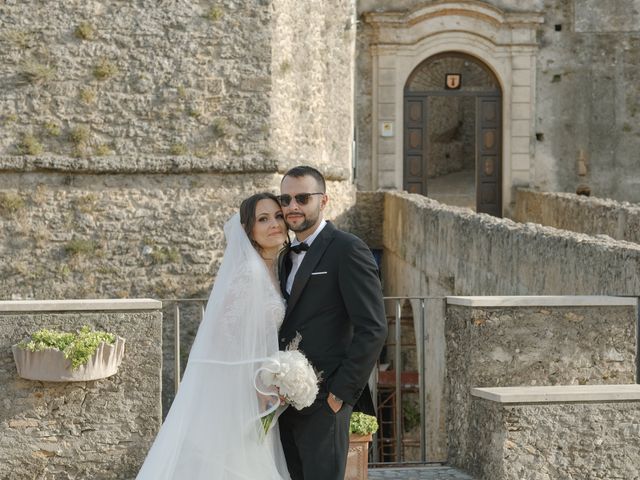 Il matrimonio di Antonio e Katia a Santa Severina, Crotone 21