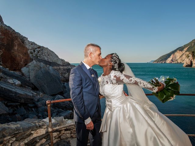 Il matrimonio di Marco e Susan a Portovenere, La Spezia 19