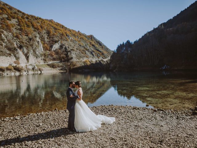 Il matrimonio di Lorenzo e Sara a Pineto, Teramo 57