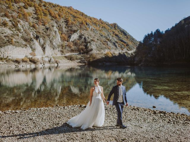 Il matrimonio di Lorenzo e Sara a Pineto, Teramo 60