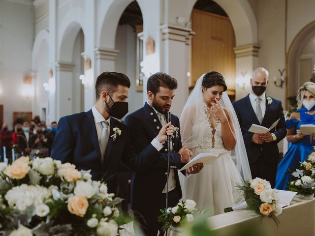 Il matrimonio di Lorenzo e Sara a Pineto, Teramo 91