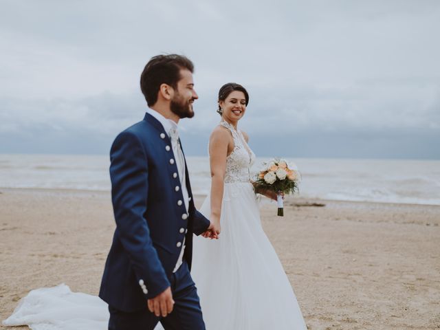 Il matrimonio di Lorenzo e Sara a Pineto, Teramo 193