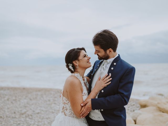 Il matrimonio di Lorenzo e Sara a Pineto, Teramo 198