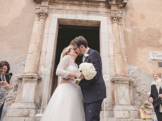 Il matrimonio di Rosanna e Dario a Taormina, Messina 24