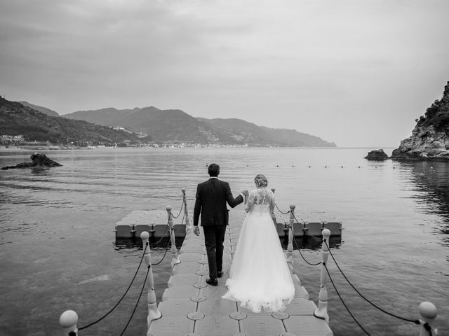 Il matrimonio di Rosanna e Dario a Taormina, Messina 34