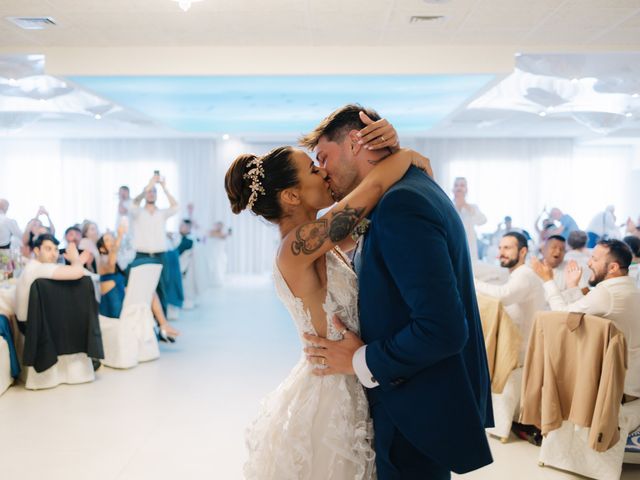 Il matrimonio di Simone e Emanuela a Silvi, Teramo 18