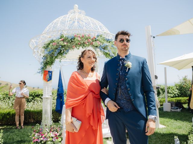 Il matrimonio di Simone e Emanuela a Silvi, Teramo 39