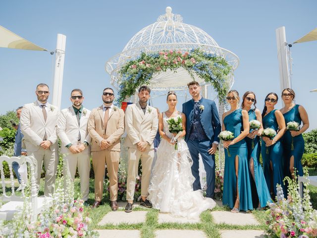 Il matrimonio di Simone e Emanuela a Silvi, Teramo 49