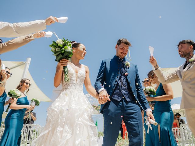 Il matrimonio di Simone e Emanuela a Silvi, Teramo 50