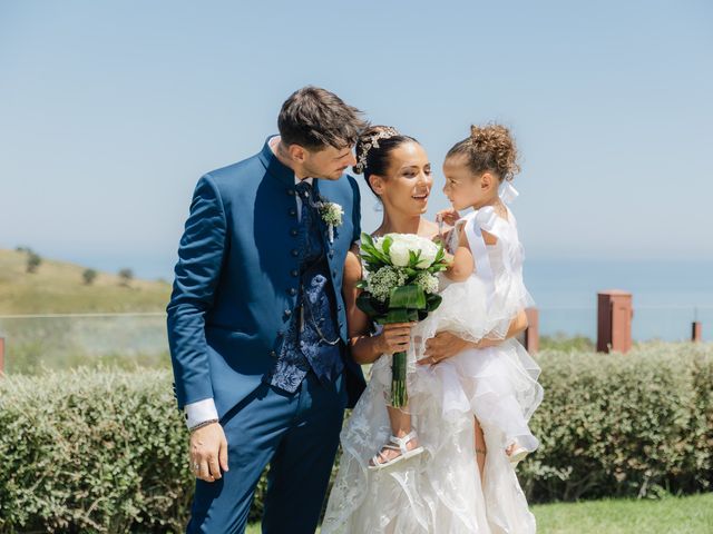 Il matrimonio di Simone e Emanuela a Silvi, Teramo 52
