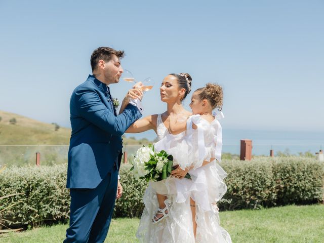 Il matrimonio di Simone e Emanuela a Silvi, Teramo 53