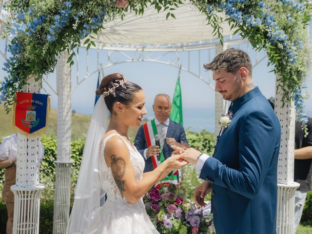 Il matrimonio di Simone e Emanuela a Silvi, Teramo 146