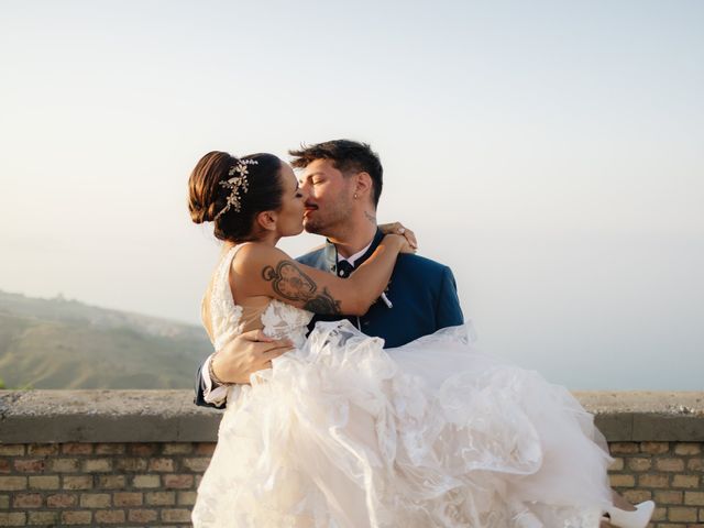 Il matrimonio di Simone e Emanuela a Silvi, Teramo 215