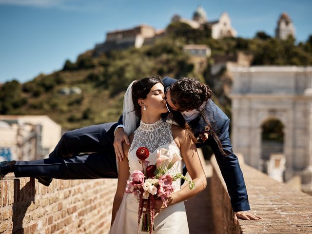 Il matrimonio di Emanuele e Emma a Ancona, Ancona 5