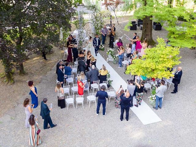 Il matrimonio di Lillo e Claudia a Monasterolo del Castello, Bergamo 23