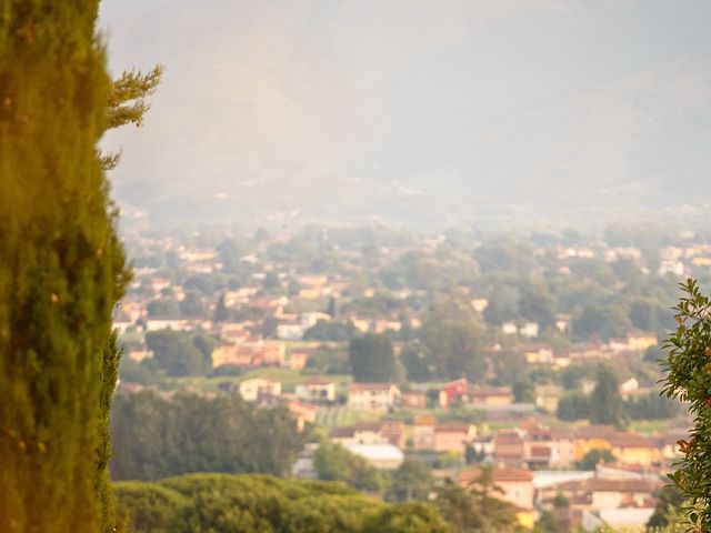 Il matrimonio di Matilde e Nicola a Lucca, Lucca 15