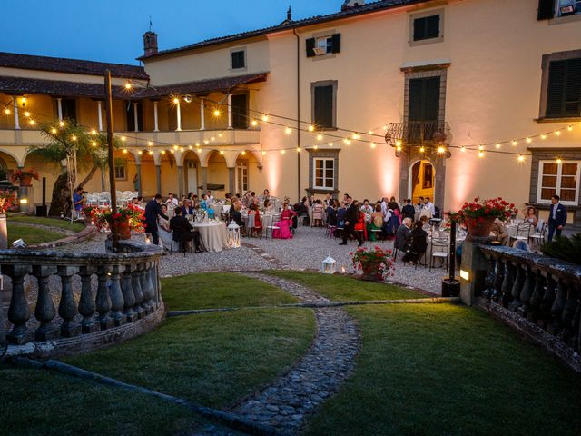 Il matrimonio di Matilde e Nicola a Lucca, Lucca 18