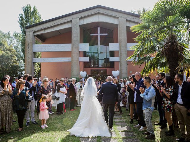 Il matrimonio di Mattia e Greta a Medicina, Bologna 13