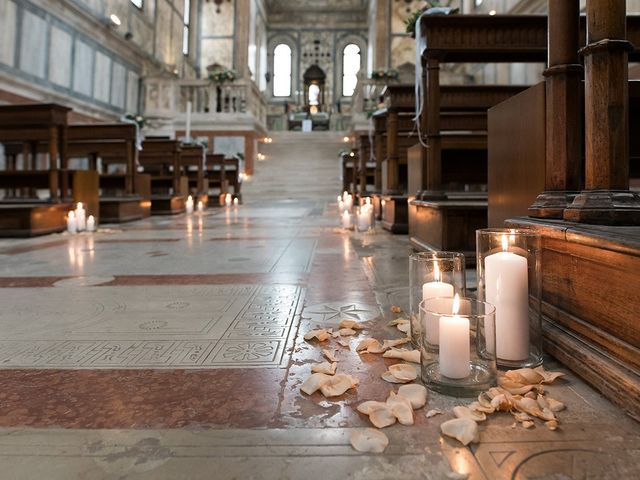 Il matrimonio di Manuel e Paola a Venezia, Venezia 50