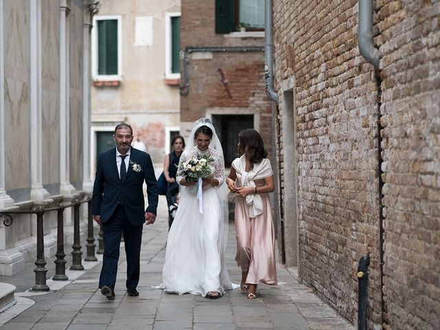 Il matrimonio di Manuel e Paola a Venezia, Venezia 69