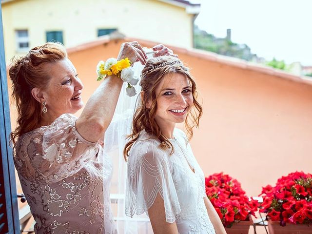 Il matrimonio di Jason e Emily a Vernazza, La Spezia 18