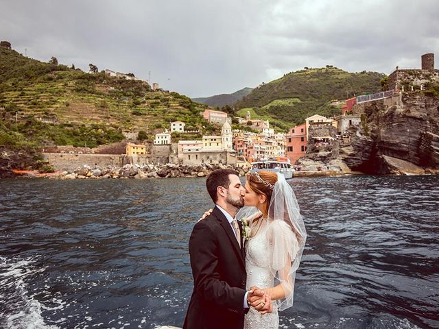 Il matrimonio di Jason e Emily a Vernazza, La Spezia 37