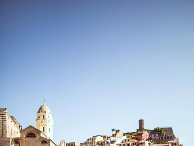 Il matrimonio di Jason e Emily a Vernazza, La Spezia 49