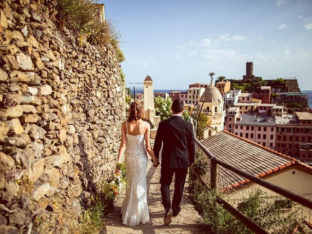 Il matrimonio di Jason e Emily a Vernazza, La Spezia 56